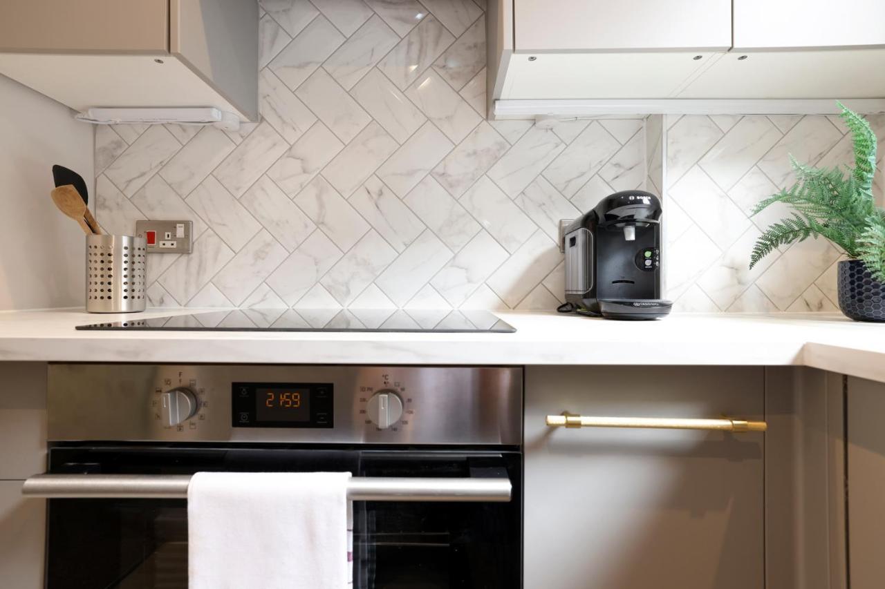 Joivy Modern 1 Bed Flat In West End, Close To Princes Gardens Edinburgh Ngoại thất bức ảnh